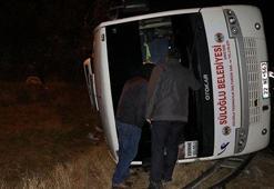 Edirne'de minibüs devrildi: 13 yaralı
