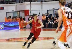 Galatasaray'dan İzmit Belediyespor'a fark! (73-54)
