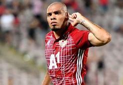 Maicon'un kardeşi Maurides Trabzonspor'a!