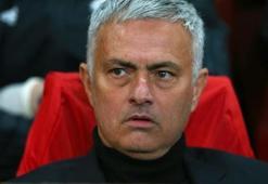 Mourinho Ibrahimovic'in dönüşünü veto etti