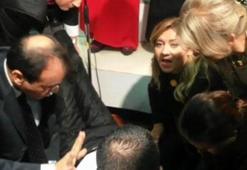 Konserde fenalaşan soliste ilk müdahaleyi Demirel'in doktoru yaptı