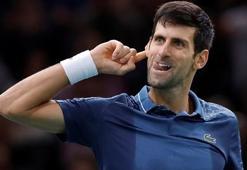 Djokovic, Federer'i yenerek finale çıktı