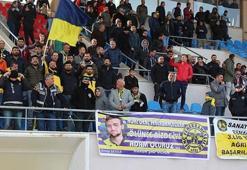 Ağrı 1970 Spor’dan Koray Şener pankartı