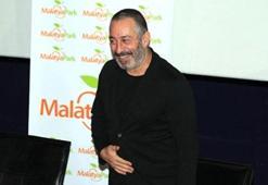 Cem Yılmaz izdihamı!