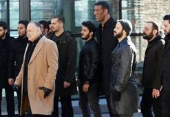 'İçerde' oyuncusu sokakta simit satıyor