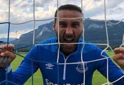 Cenk Tosun: "Şampiyonluğun en büyük adayı Başakşehir"