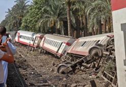 KDC'de tren raydan çıktı: 40 ölü