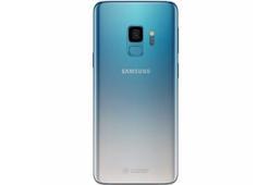 Samsung'un ilk çift renkli telefonu!