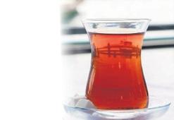 Çayı sıcak içenler dikkat!