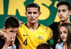 Tim Cahill gözyaşlarıyla veda etti!