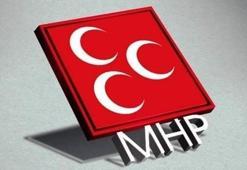 MHP'de deprem! Peş peşe şok istifalar