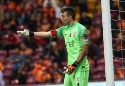 Muslera Galatasaray'la 300. maçına çıkacak