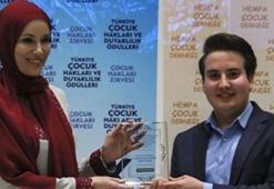 Gamze Özçelik tesettüre girdi