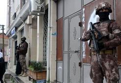 Özel harekattan 'zula evine' baskın
