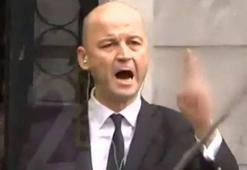 Murat Özdemir yine rahat durmadı