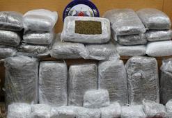 Eş zamanlı baskın! Tam 238 kilo ele geçirildi