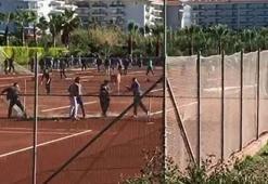 Mahalleli, 5 yıldızlı otelin tesislerini yıktı