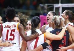 Galatasaray, tur için sahada