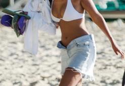 Maya Jama, Barbados tatilinde