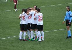 Ümraniyespor zirve takibini sürdürdü: 2-1