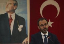 Bakan Kasapoğlu'ndan milli atletlere tebrik!