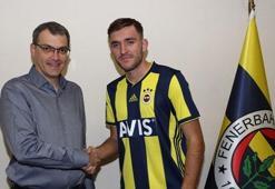 Fenerbahçe, Cenk Alptekin'le profesyonel sözleşme imzaladı
