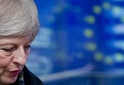 May'den "anlaşmasız Brexit" açıklaması