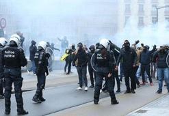 Brüksel'de göç karşıtı gruba polis müdahalesi