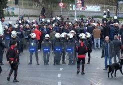 Trabzonsporlu taraftarlar arasındaki arbedede 2 polis yaralandı