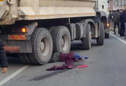 Rize'de hafriyat kamyonu dehşeti; anne ve okula götürdüğü kızı öldü