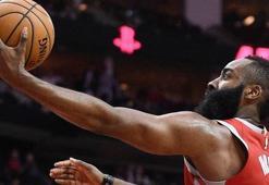 Houston, NBA rekoruyla galibiyete uzandı: 136-118