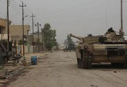 ABD Irak'ta DEAŞ hedeflerini vurdu