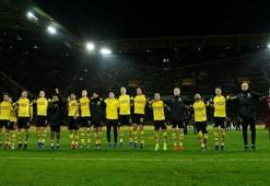 Borussia Dortmund ilk yarıyı galibiyetle tamamladı