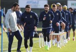 Fenerbahçe, Antalyaspor'a konuk oluyor