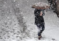 Meteoroloji uyardı! İstanbul'a kar geliyor