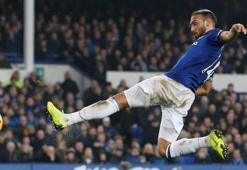 Everton kararını verdi! Cenk satılabilir ama...