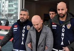 Boşandığı kadını ve arkadaşını öldürdü!