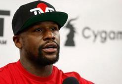 Mayweather'ın geliri Messi ve Ronaldo'yu katladı!