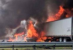 ABD’de feci kaza: 5’i çocuk 7 ölü