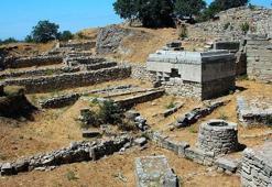 Troya'da son 10 yılın ziyaretçi rekoru kırıldı!