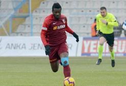 Asamoah Gyan ülkesine gitti