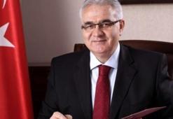 Eski Vali’nin eşi de FETÖ’cü çıktı!