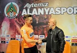 Çek futbolcu Josef Sural, Alanyaspor'da