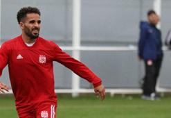 Beşiktaş, Douglas'tan vazgeçmiyor!