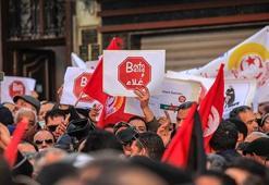Tunus'taki grev hayatı felç etti
