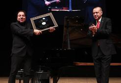 Cumhurbaşkanı Erdoğan, Fazıl Say'ın konserine katıldı!