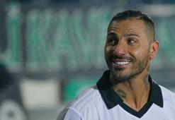 Ouaresma Erzurumspor maçında sahada...