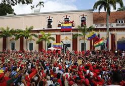 Maduro'dan peş peşe hamleler! Hepsini kapatıyor...