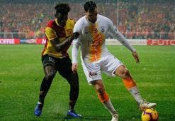 Aslan yağmur çamur dinlemedi! Sinan yine sahnede...
