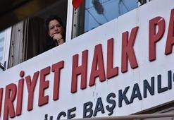 CHP'de kazan kaynıyor! Parti binasına kilit vuruldu